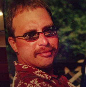 Meet your Posher, Chris